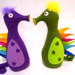 Deurstop / Boekensteun Drako de Draak  vilt