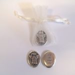 verzilverde engelen munt  