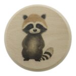 Dierenlijstje Wasbeer beukenhout Ø10cm in cadeauverpakking