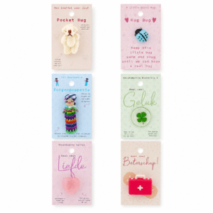 Hug Bug "A little glass bug" op kaart (9x5,5cm) - Afbeelding 4