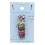 Zorgenpoppetje "Uit Guatemala" op kaart (9x5,5cm)