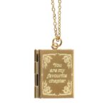 (April '26) Ketting Boekvom in cadeaudoos (11x8,5x2,5cm) - Afbeelding 4