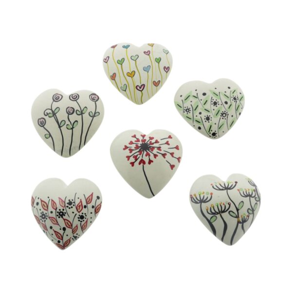 Speksteen Hart met bloem design ass. (4cm)
